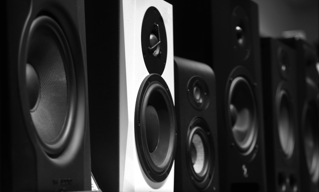 用 Stable Audio 三步生成播客背景乐