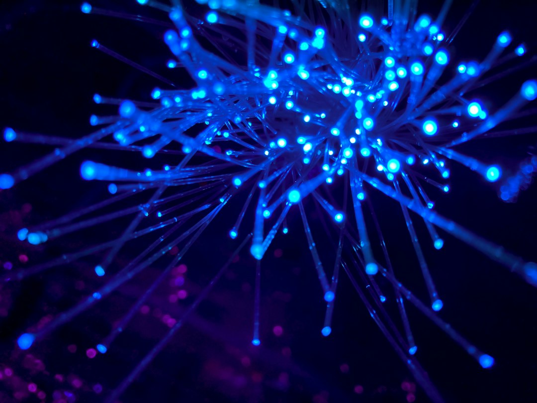 8G显存跑通Gemma 4 E2B：llama.cpp量化配置全解